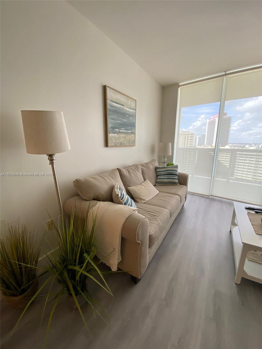1850 S Ocean Dr 1409