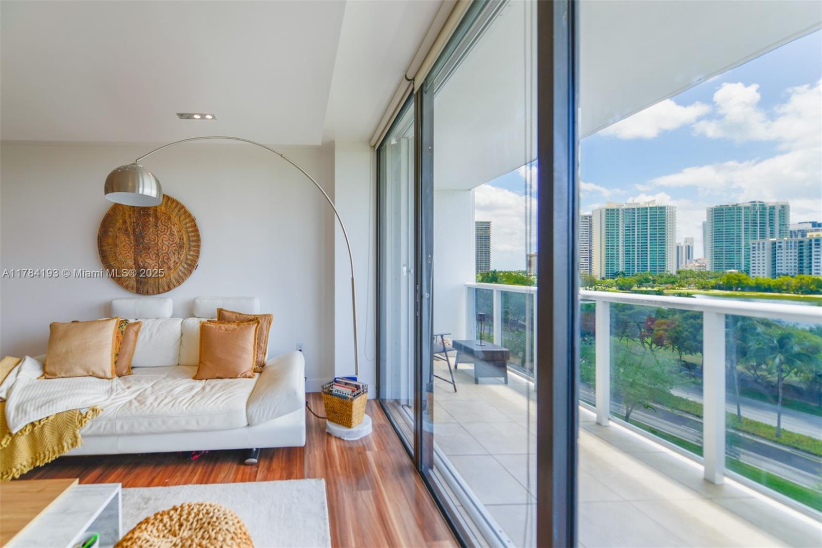 AVENTURA ELDORADO CONDO - Residential
