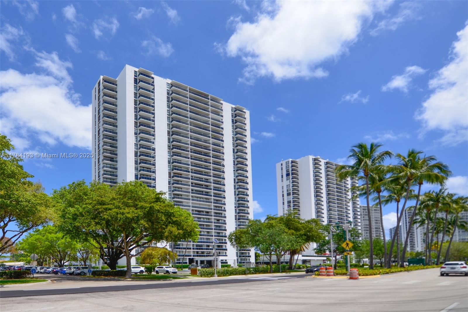 AVENTURA ELDORADO CONDO - Residential