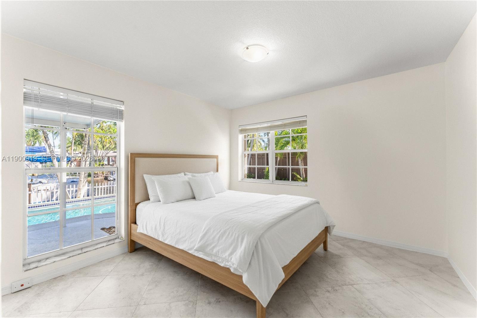 GILL ISLES - Residential