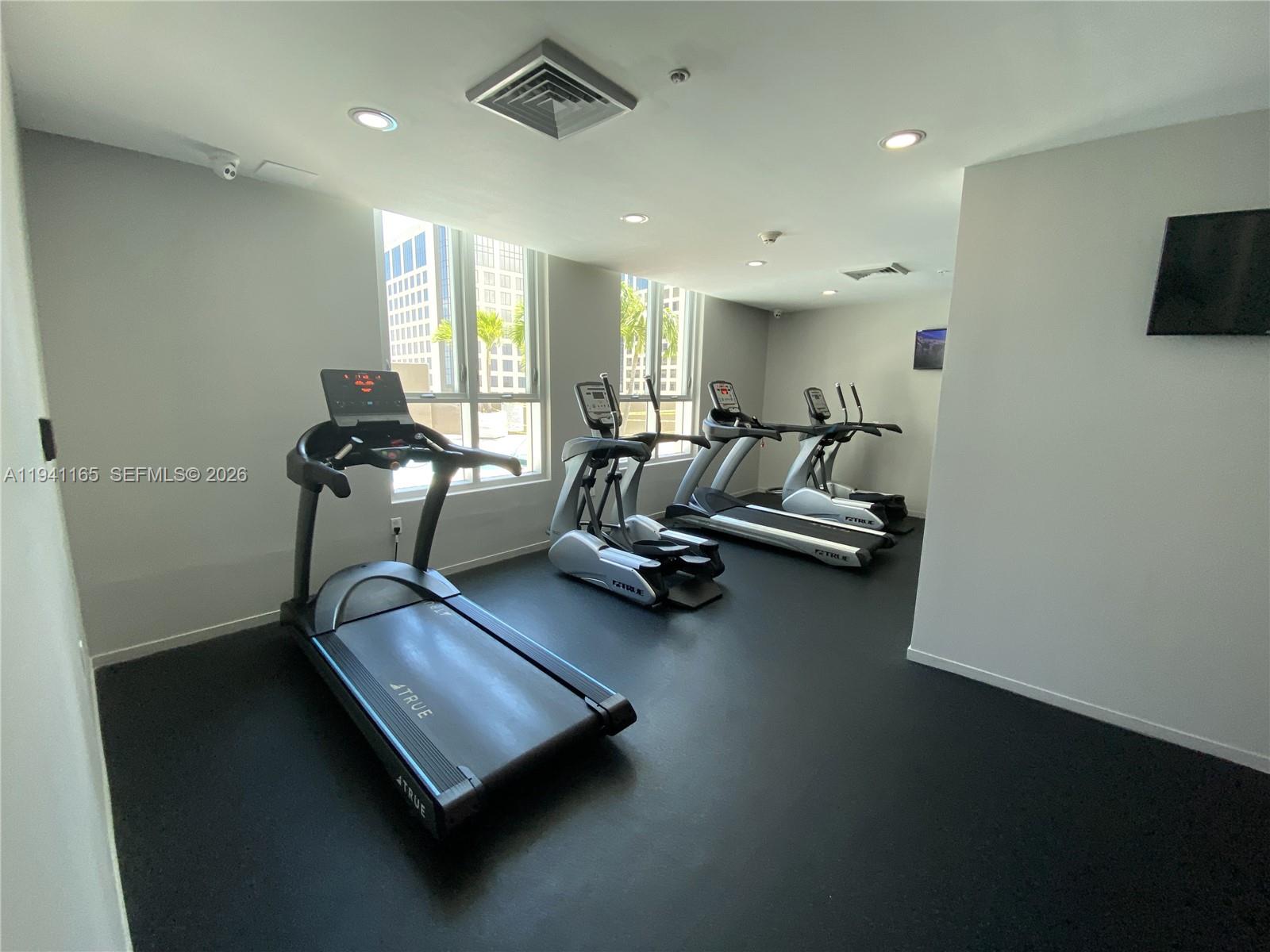 METROPOLIS II AT DADELAND - Residential