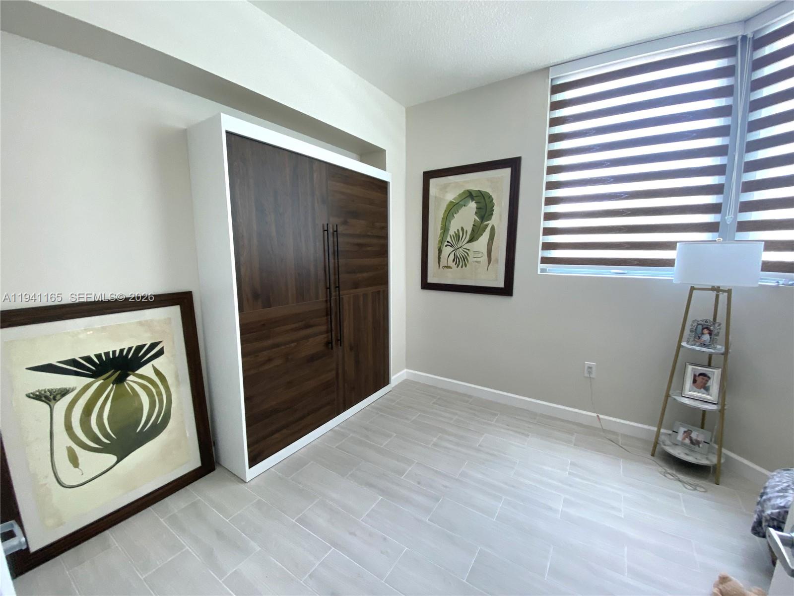 METROPOLIS II AT DADELAND - Residential