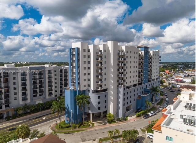 Great opportunity to lease commercial space in the 8 St & Palmetto expressway, space feature 1000 SQF of 3
divided offices spaces ,1 bath . Freshly painted .The office has surveillance camera to activate the service if the
new tenant wishes. The elevator door opens in the office itself. Has 2 designated parking spaces on the Two floor
with a door to the office and more free parking spaces on the first floor . Ready for lawyer office, insurance office, catering office, therapy language office, nail and fascial business, the building has 105 apartments with great potencial for clients. Balcony view 8 street.