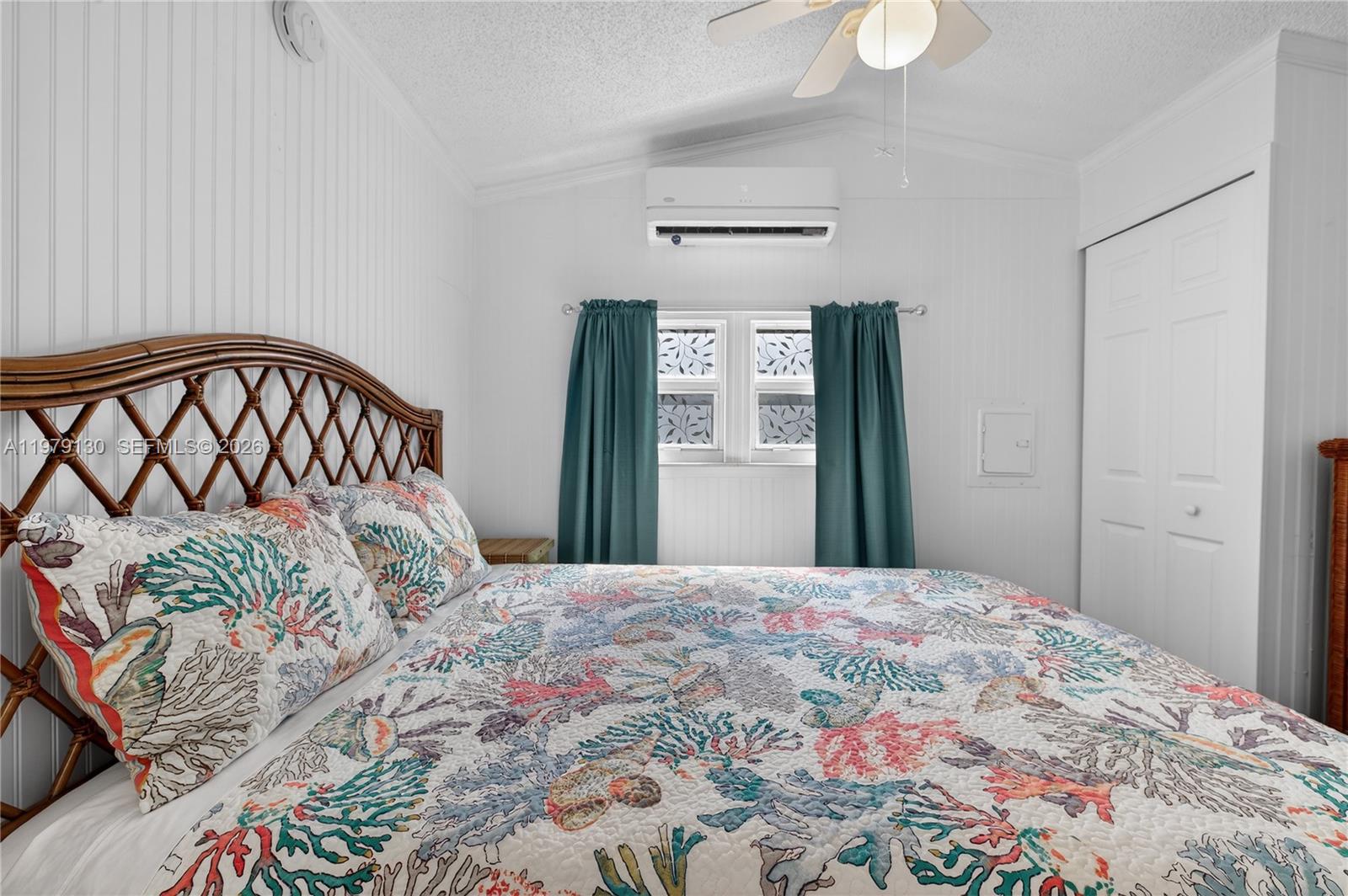 VENTURE OUT - Residential