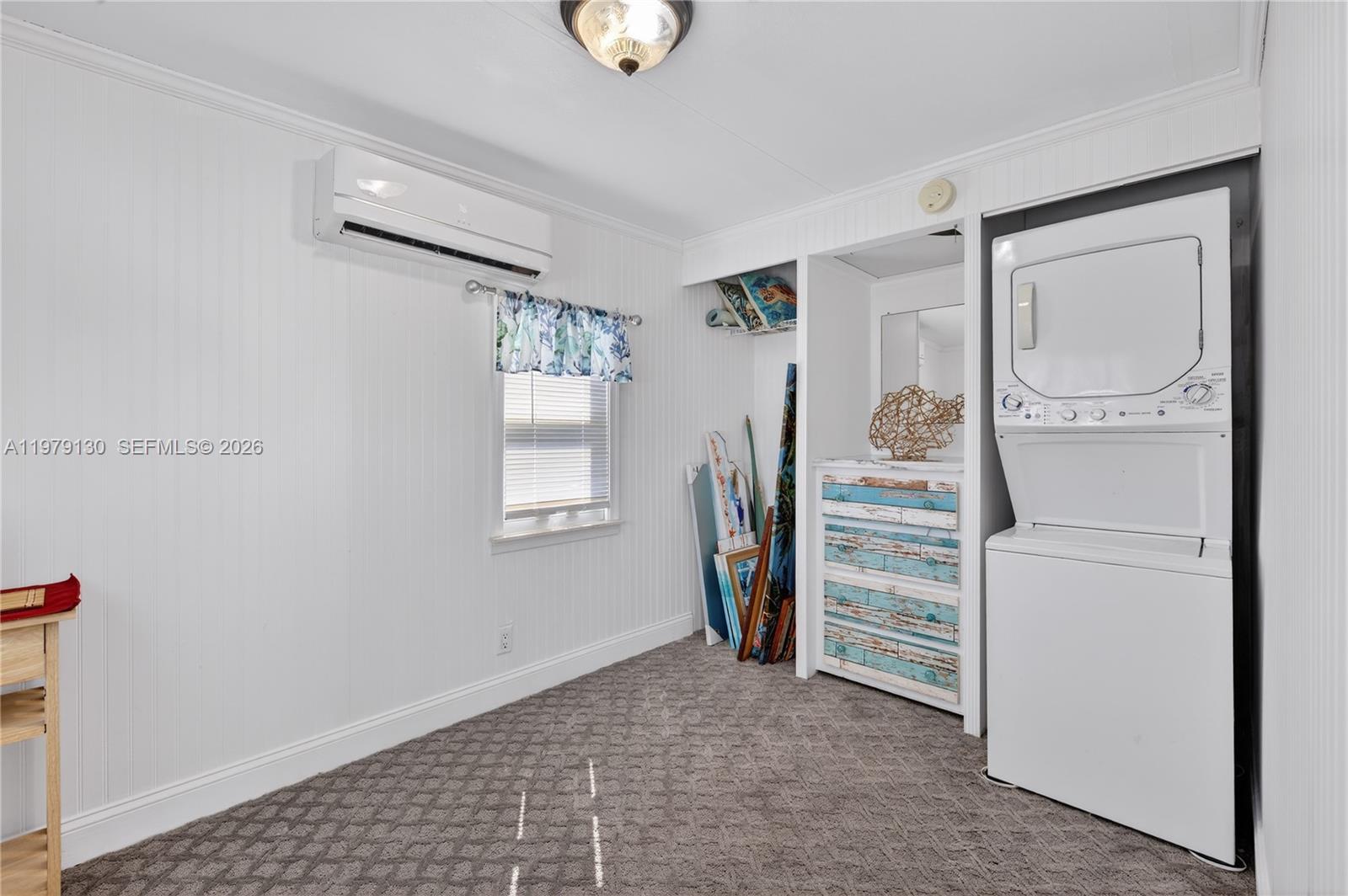 VENTURE OUT - Residential