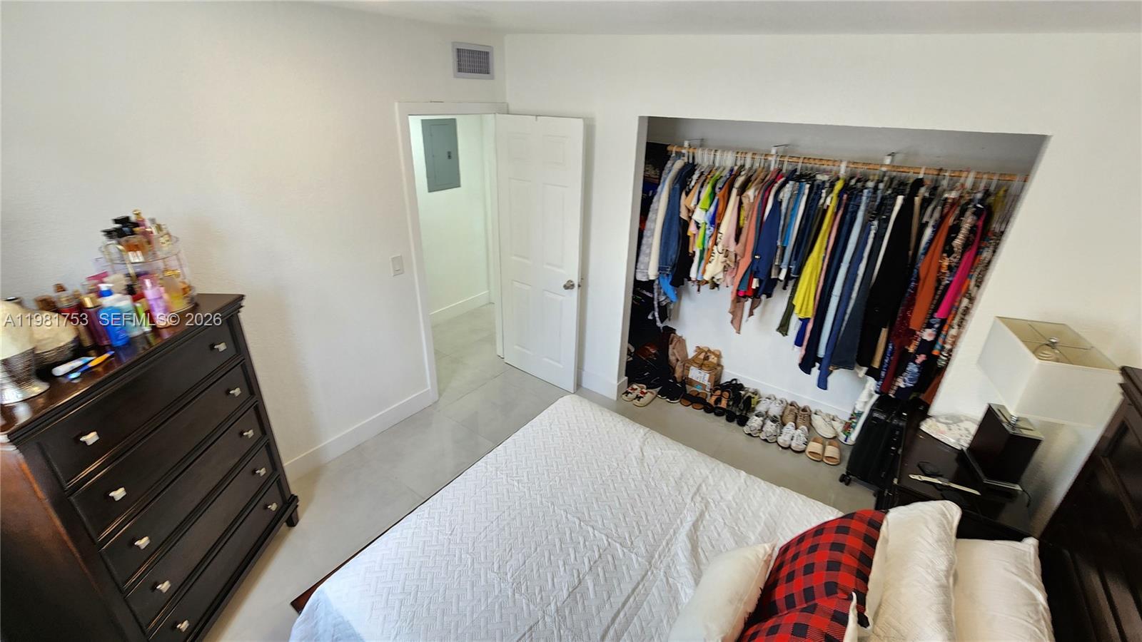 2ND REV PL OF INDUSTRIAL - Residential Lease