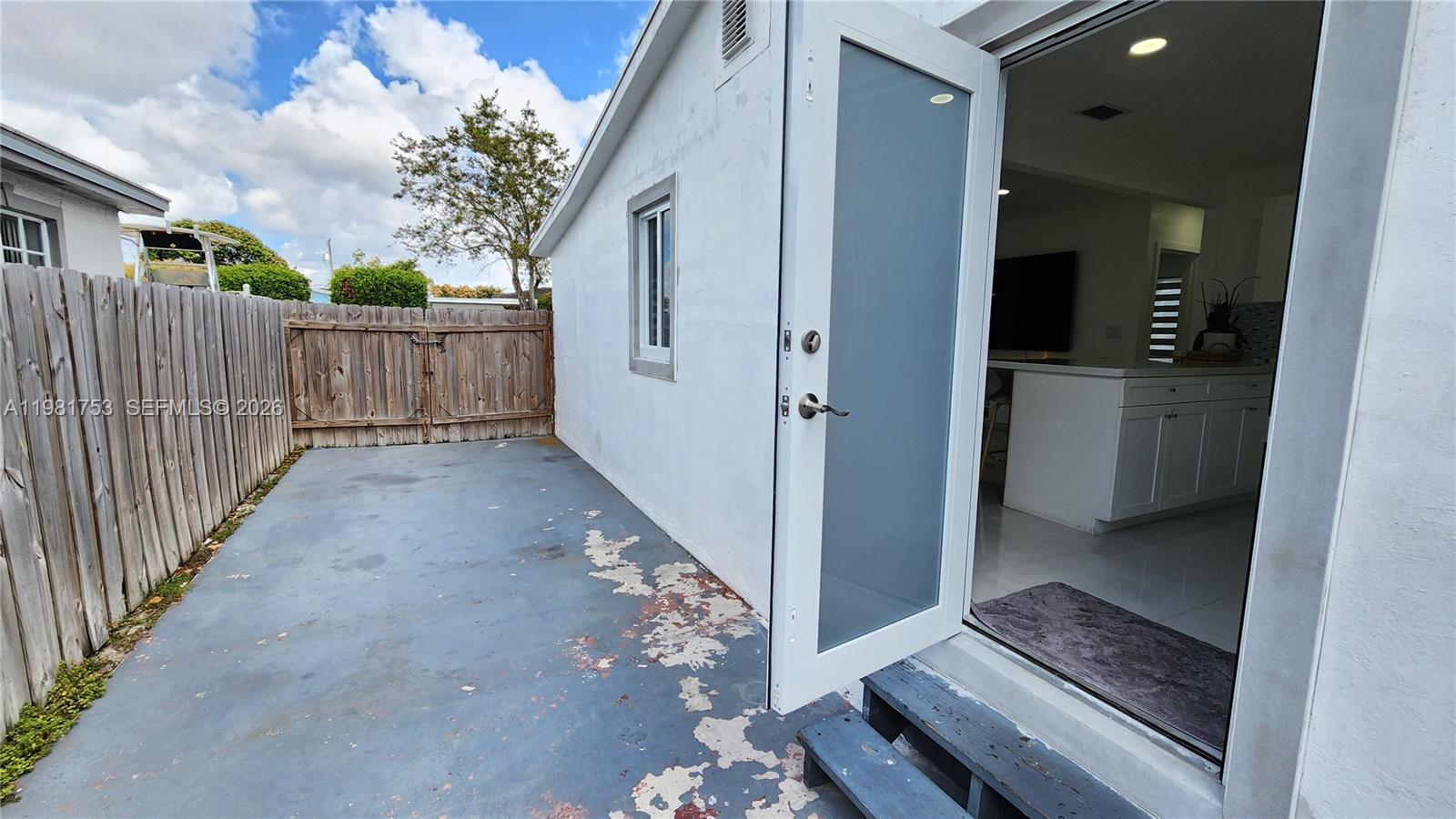 2ND REV PL OF INDUSTRIAL - Residential Lease