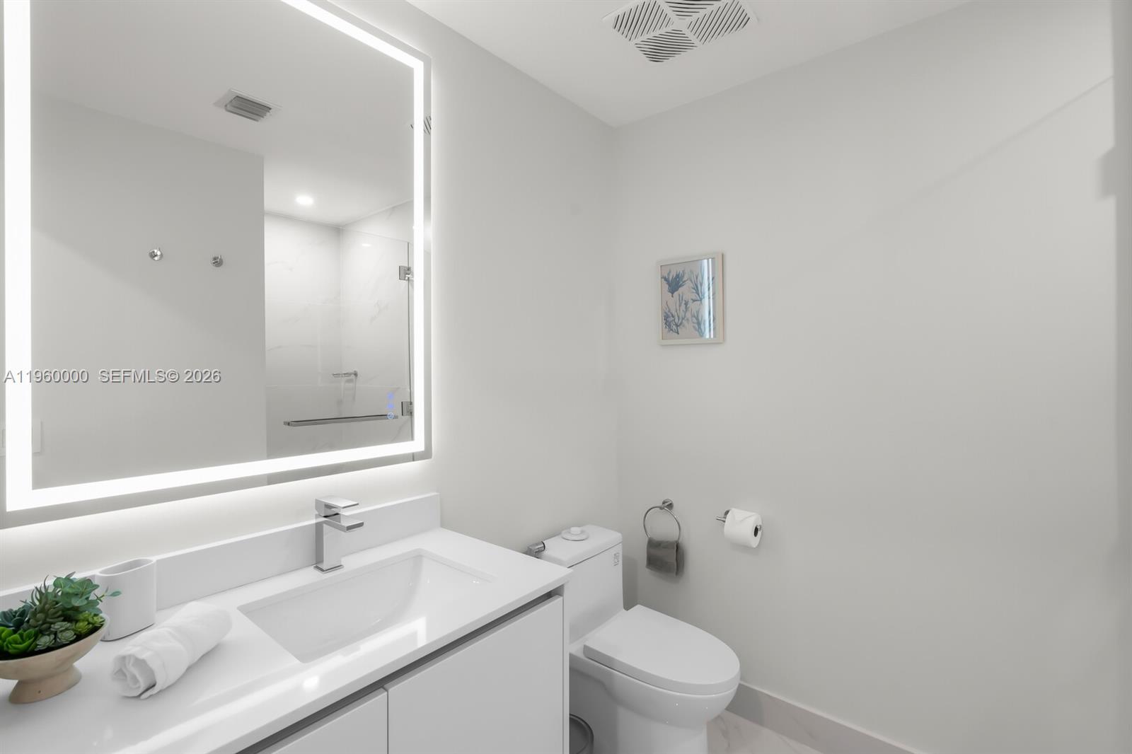 ARIA RESERVE - Residential Lease