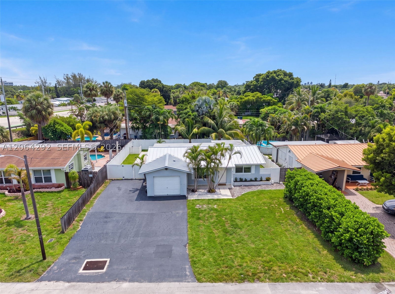 4490 NW 19th Way