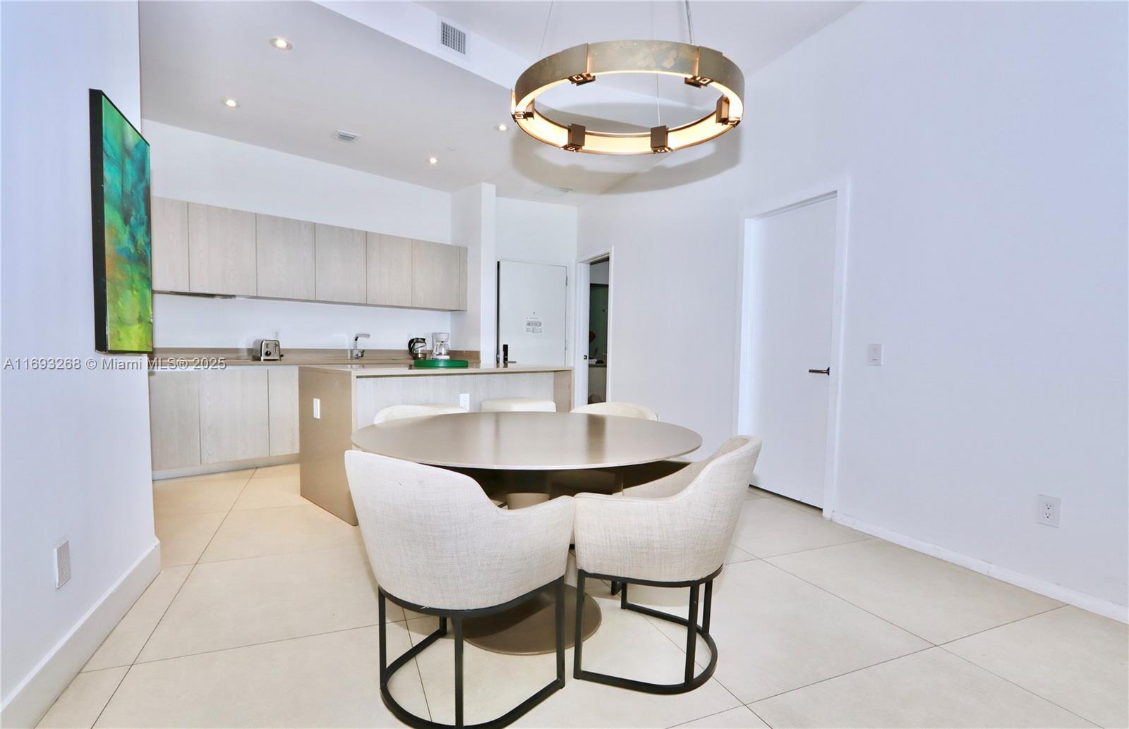 4111 SOUTH OCEAN DRIVE CO - Residential