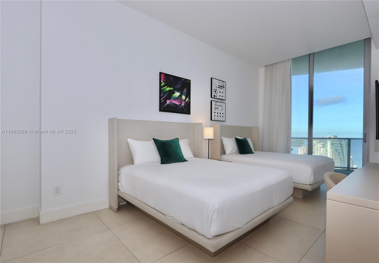 4111 SOUTH OCEAN DRIVE CO - Residential