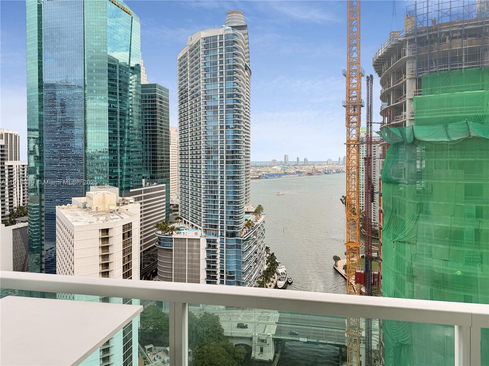 BRICKELL ON THE RIVER N T - Residential Lease