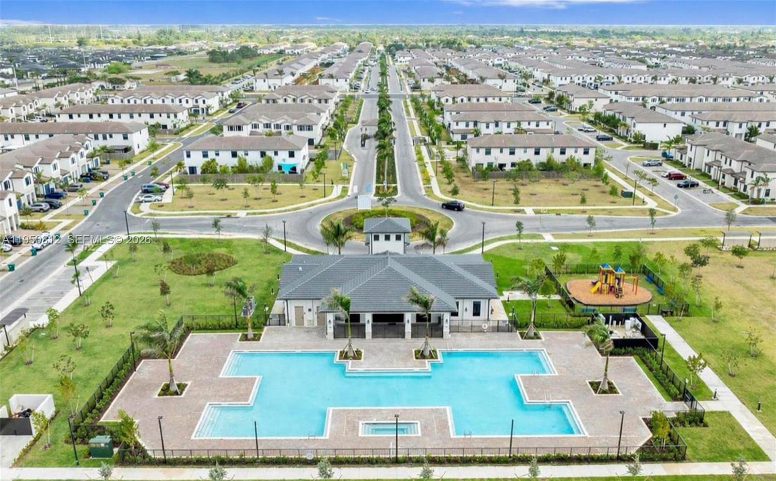 SIENNA RESERVE - Residential