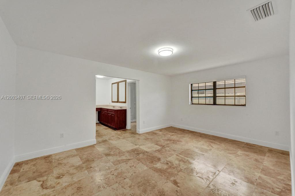 3RD ADDN TO EL DORADO GAR - Residential Lease