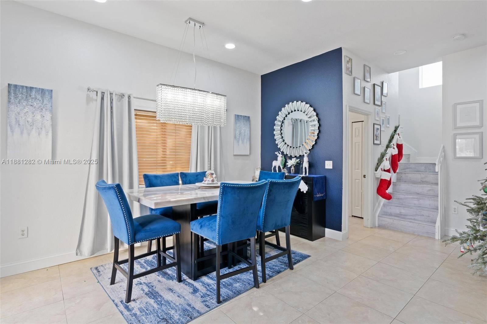 TOWNGATE NORTH - Residential