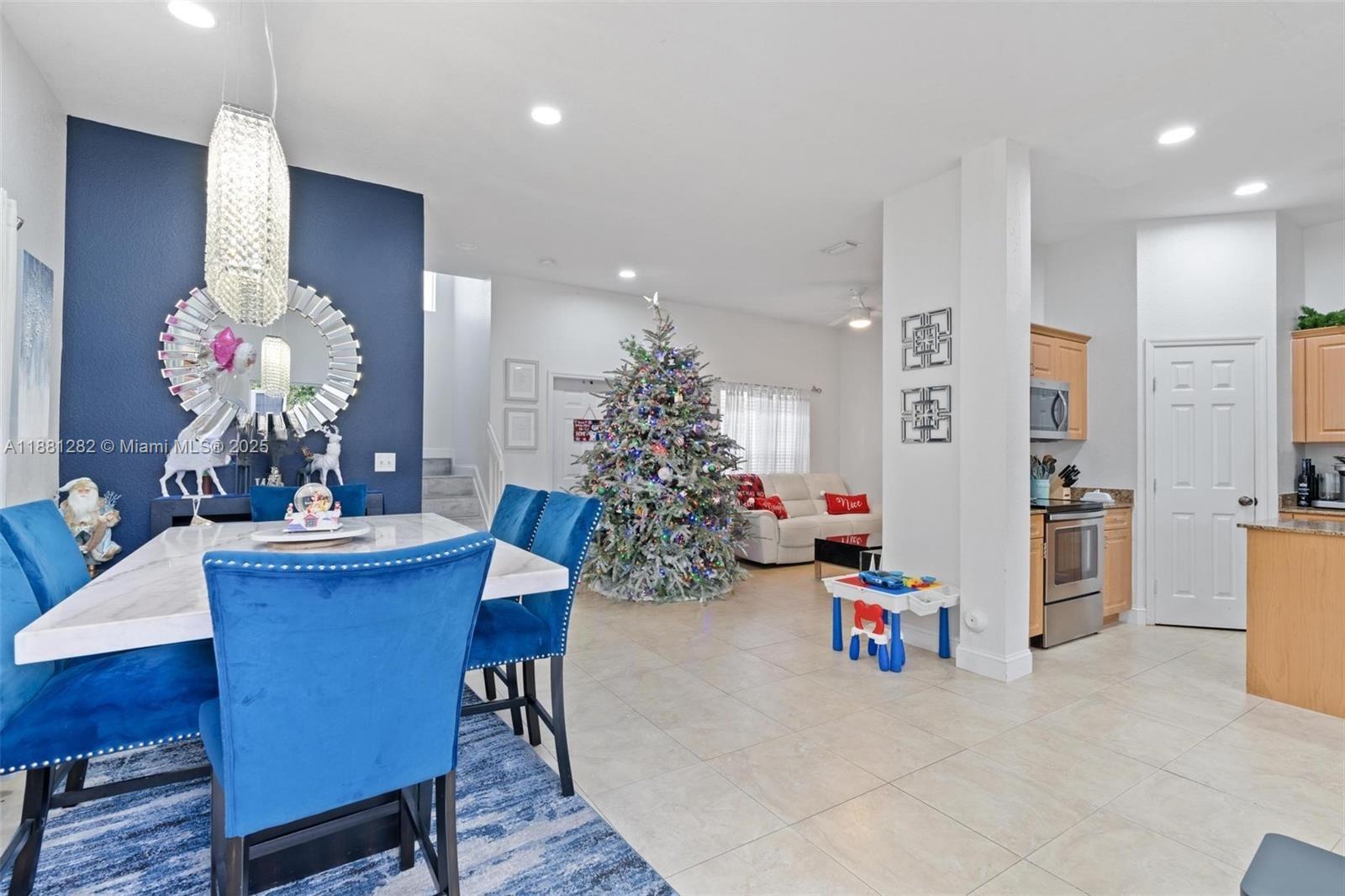 TOWNGATE NORTH - Residential