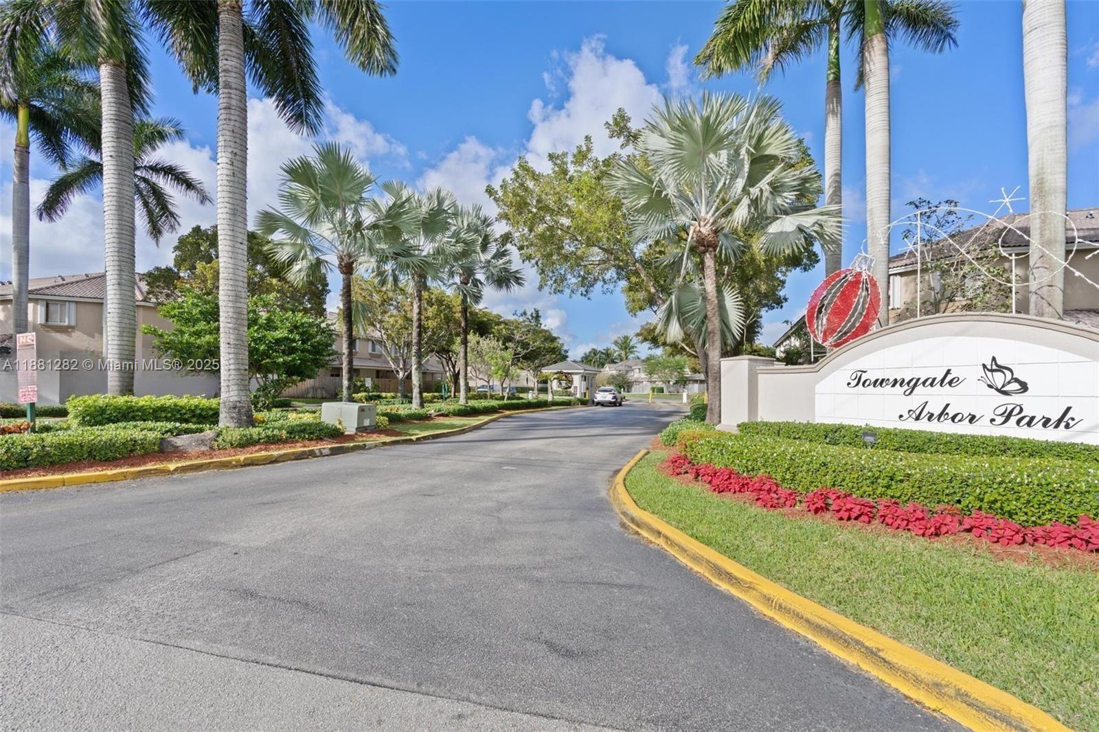 TOWNGATE NORTH - Residential