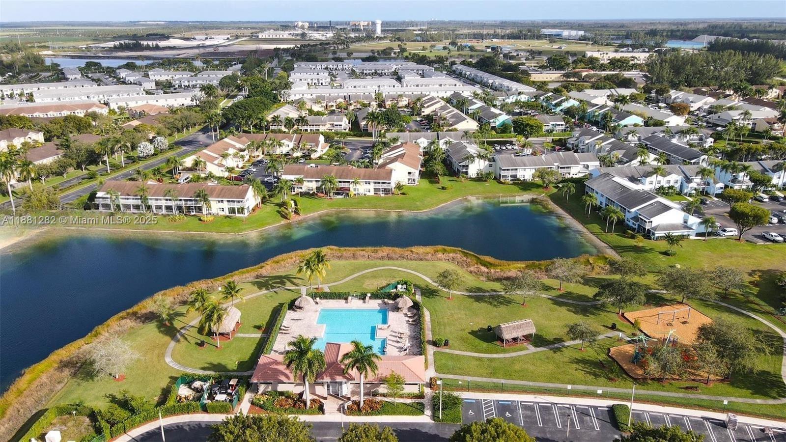 TOWNGATE NORTH - Residential