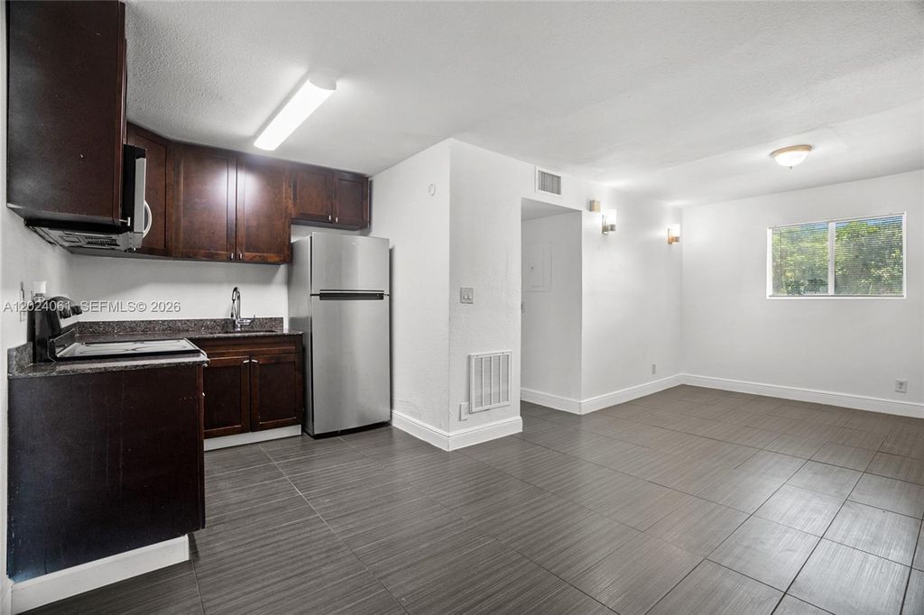 Photo of 37 SW 14th St #1, Dania Beach, FL 33004 (MLS # A12024061)