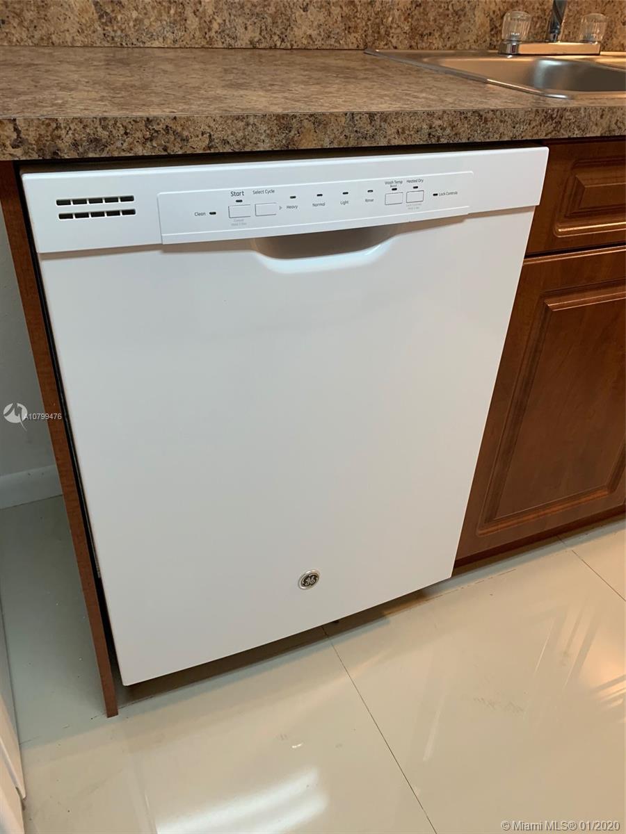 CORAL CLUB GARDEN VILLAS - Residential