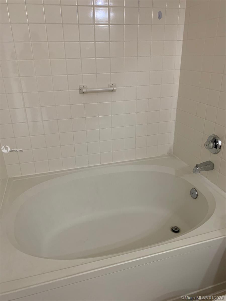 CORAL CLUB GARDEN VILLAS - Residential