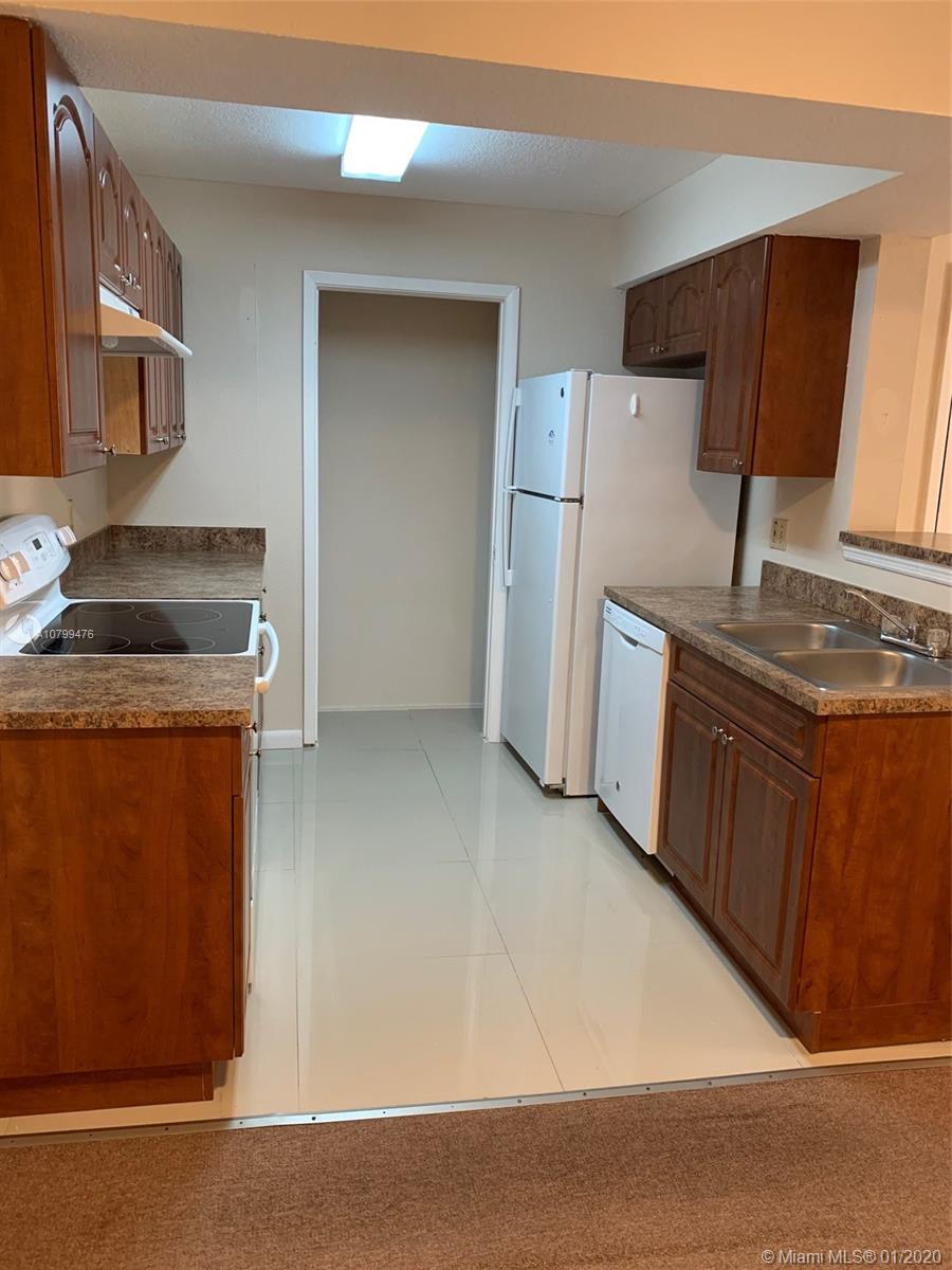 CORAL CLUB GARDEN VILLAS - Residential