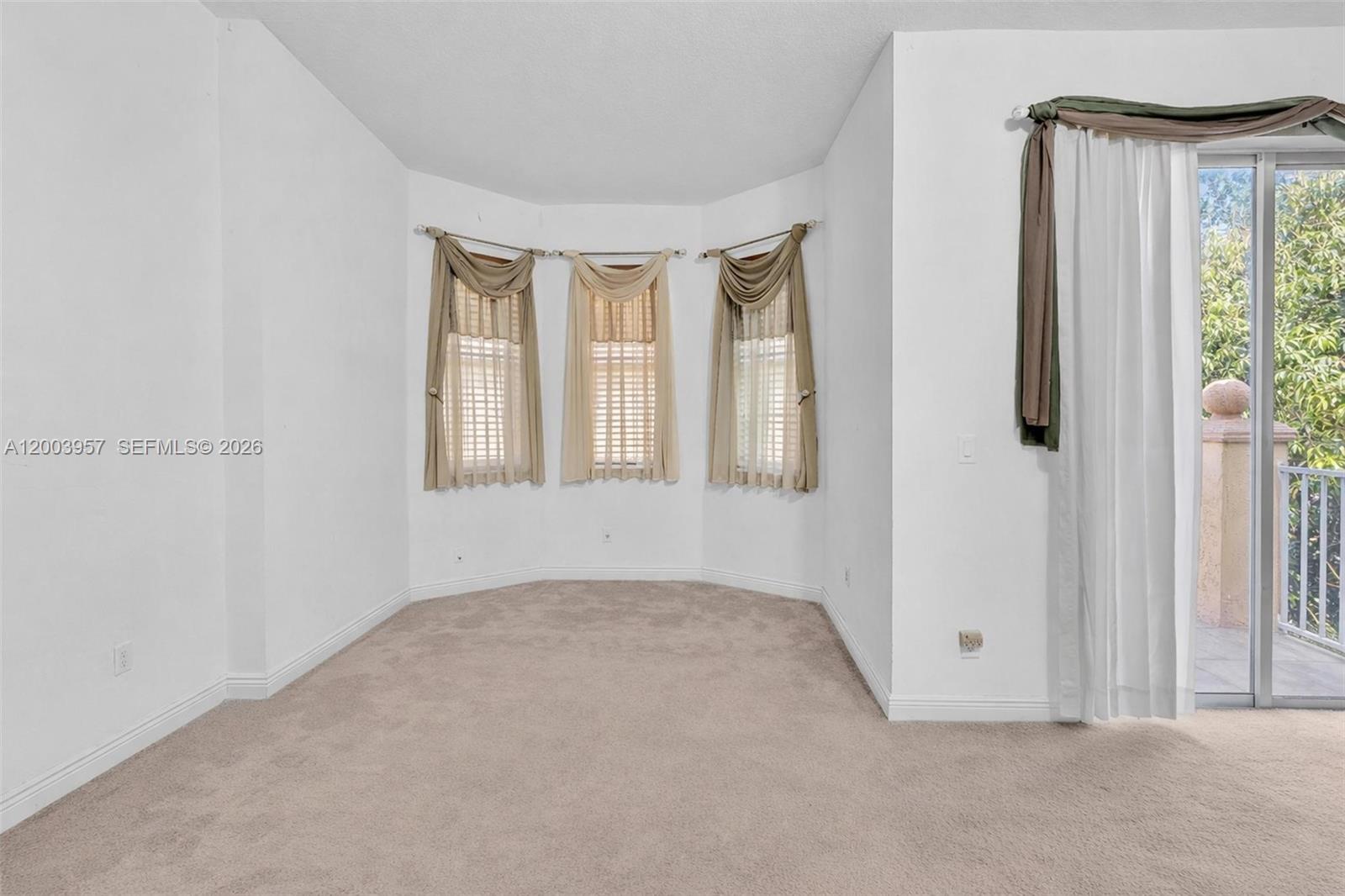 Escada Estates - Residential