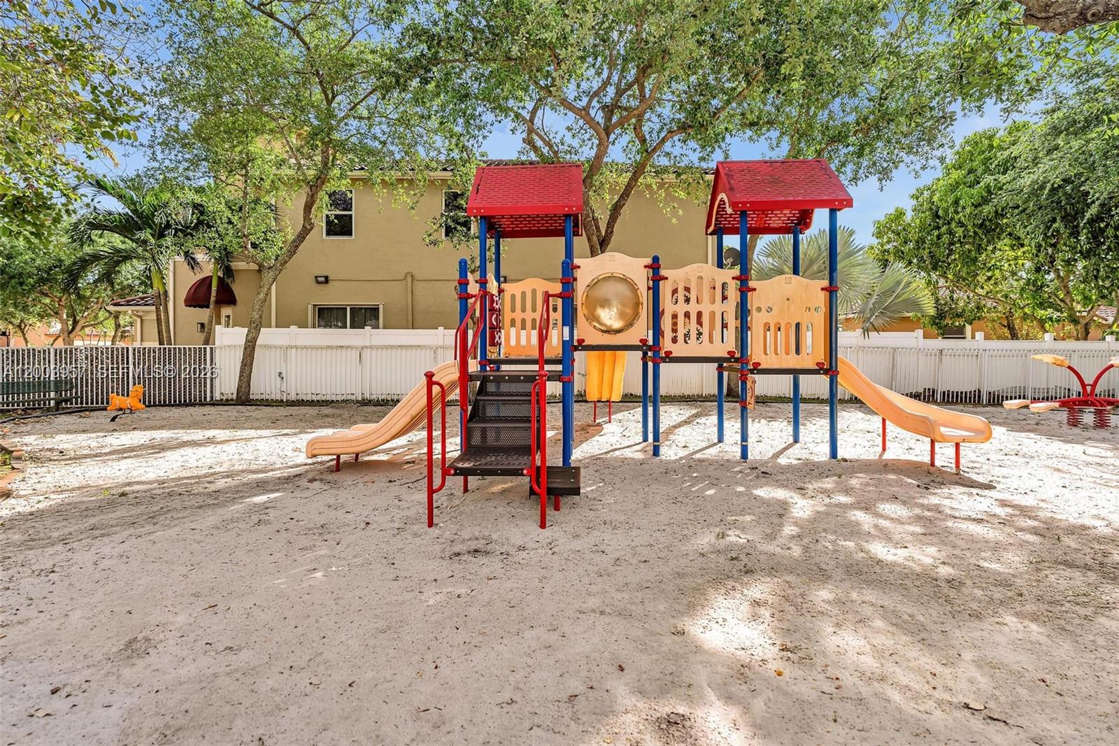 Escada Estates - Residential