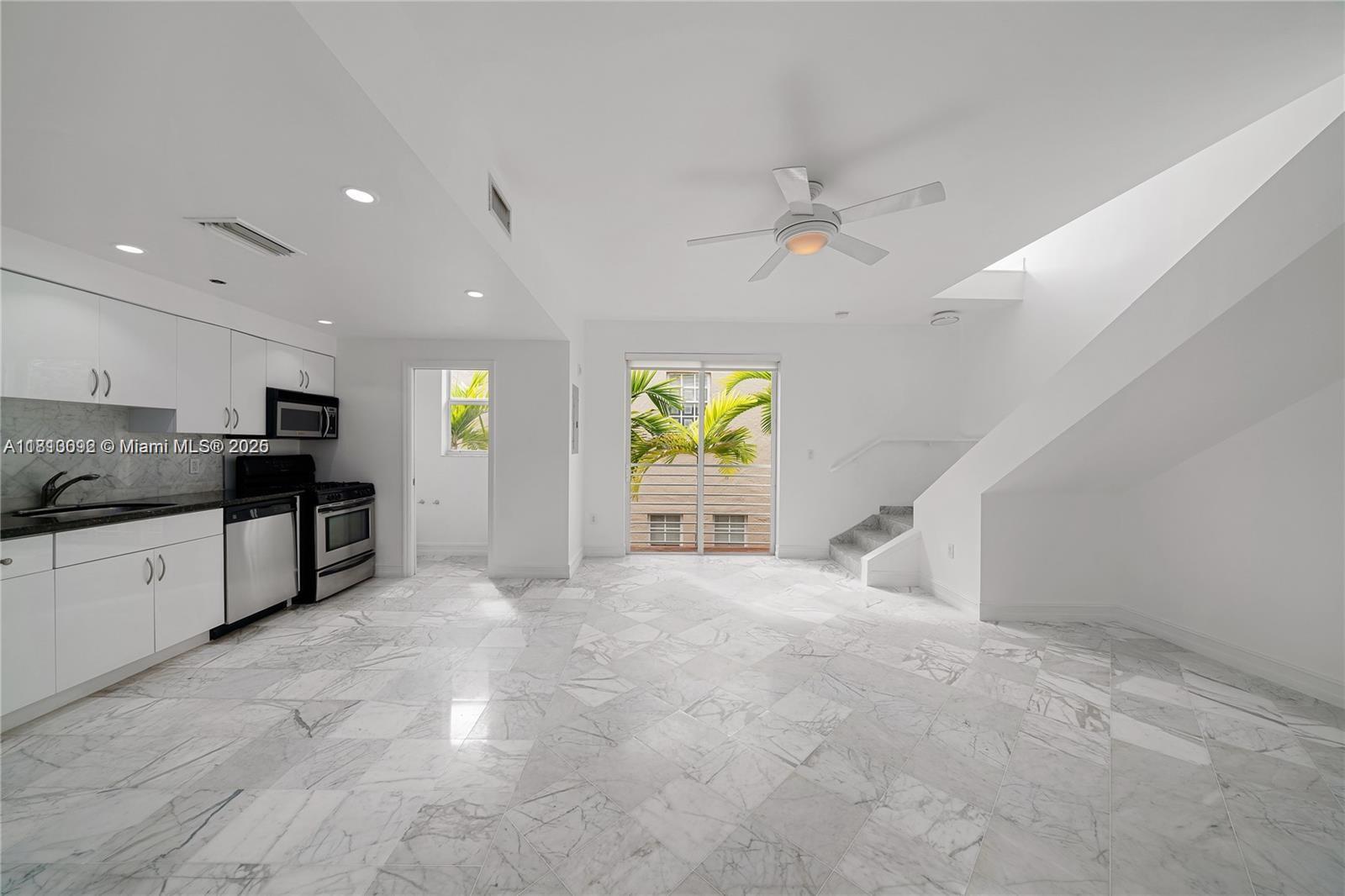836 Pennsylvania Ave D