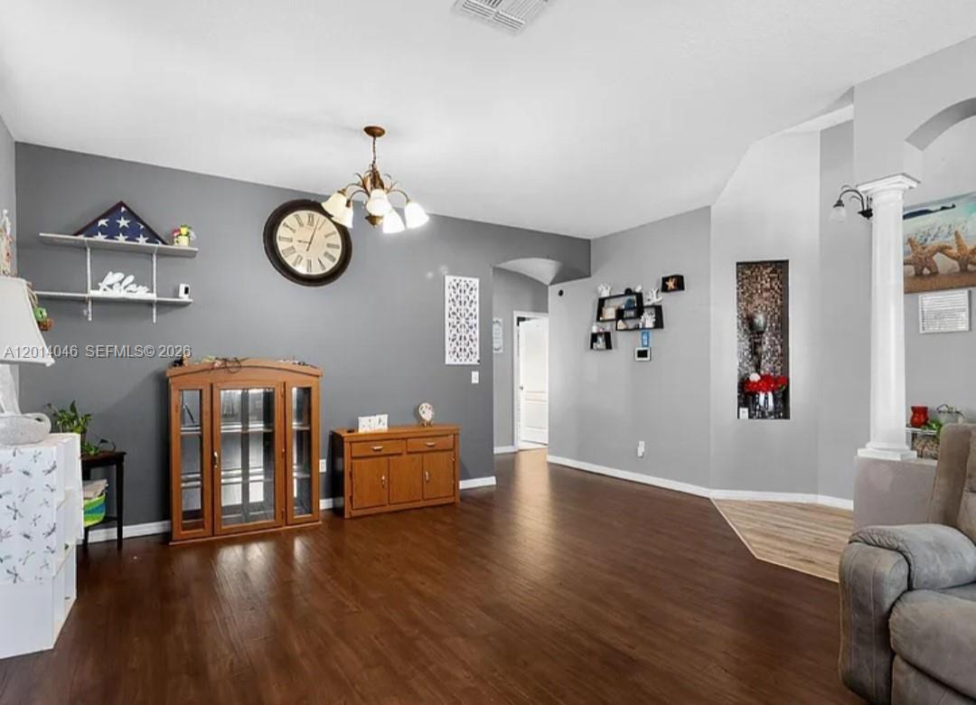 SPRING RIDGE - Residential