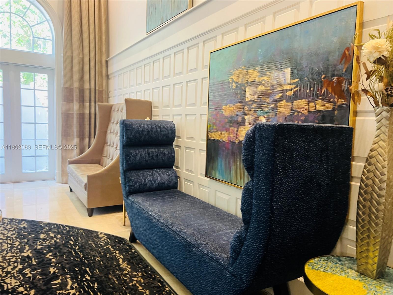 THE ALEXANDER CONDO - Residential