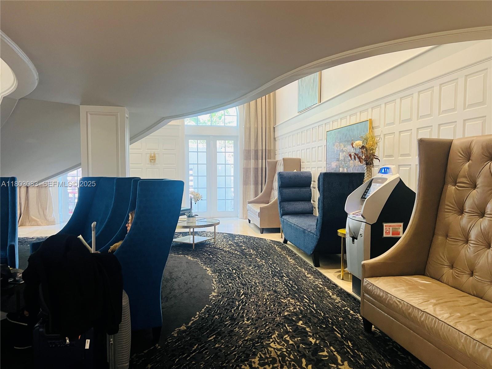 THE ALEXANDER CONDO - Residential