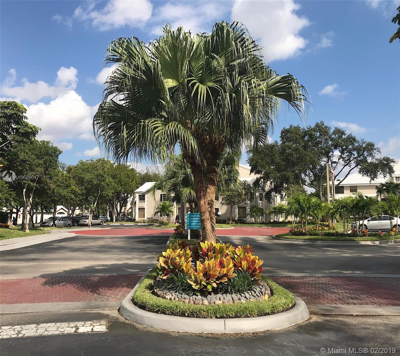 LAKEVIEW CLUB CONDO - Residential Lease