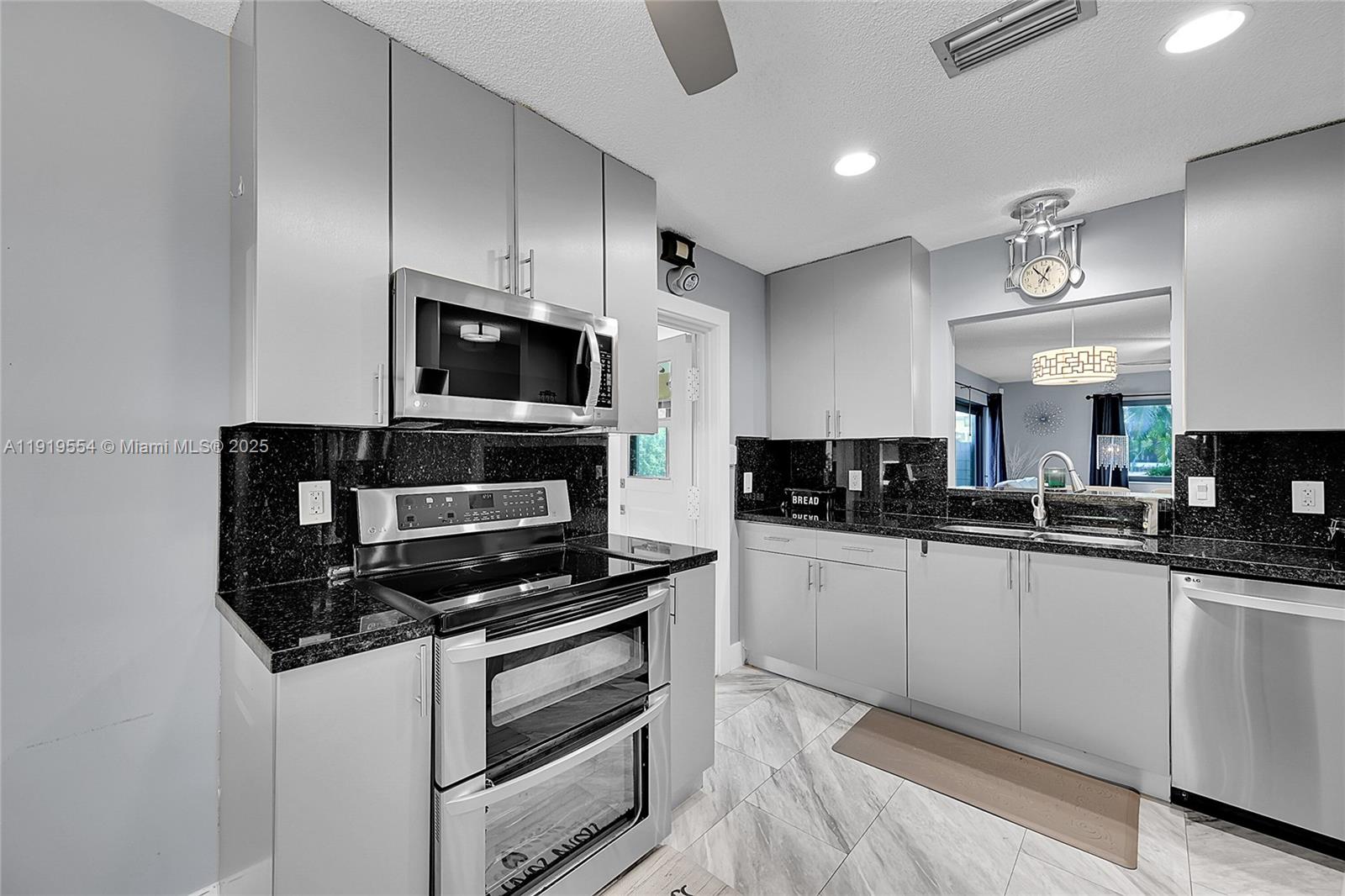 VILLAGES OF ORIOLE BONAIRE - Residential