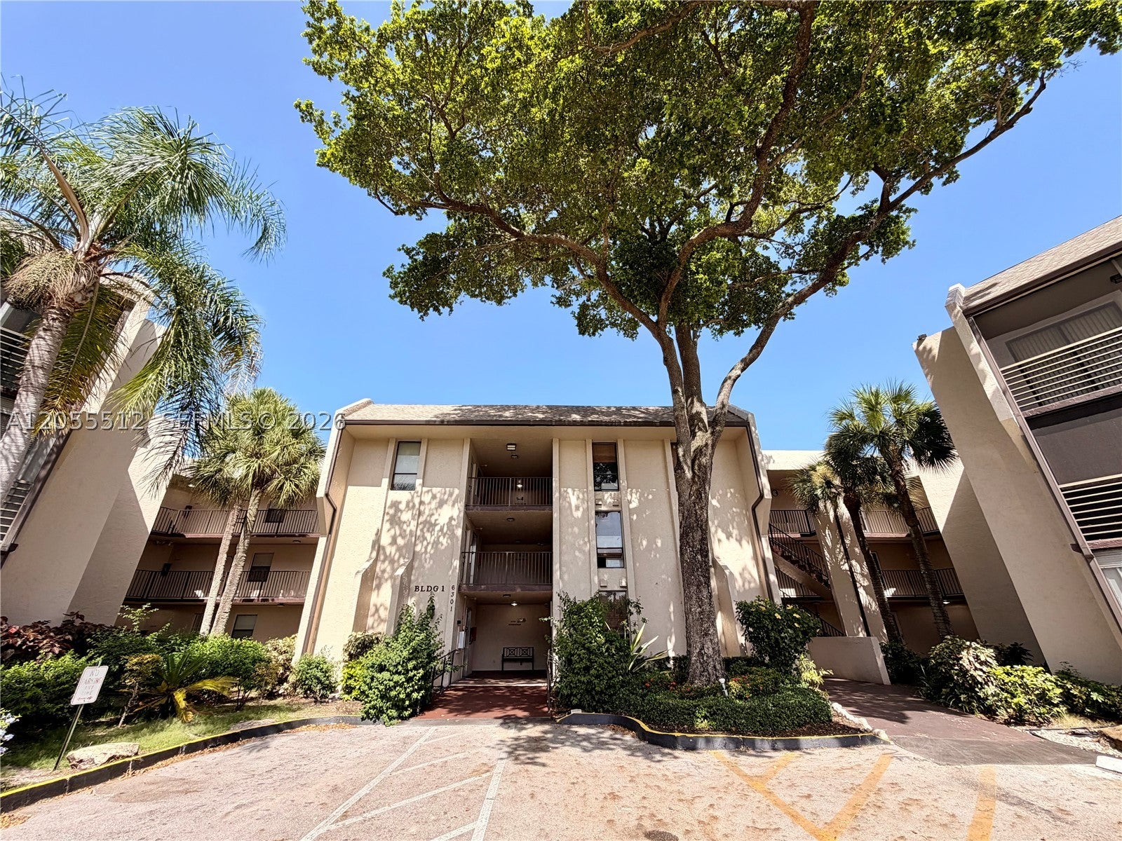 6301 N University Dr 217, Tamarac FL 33321