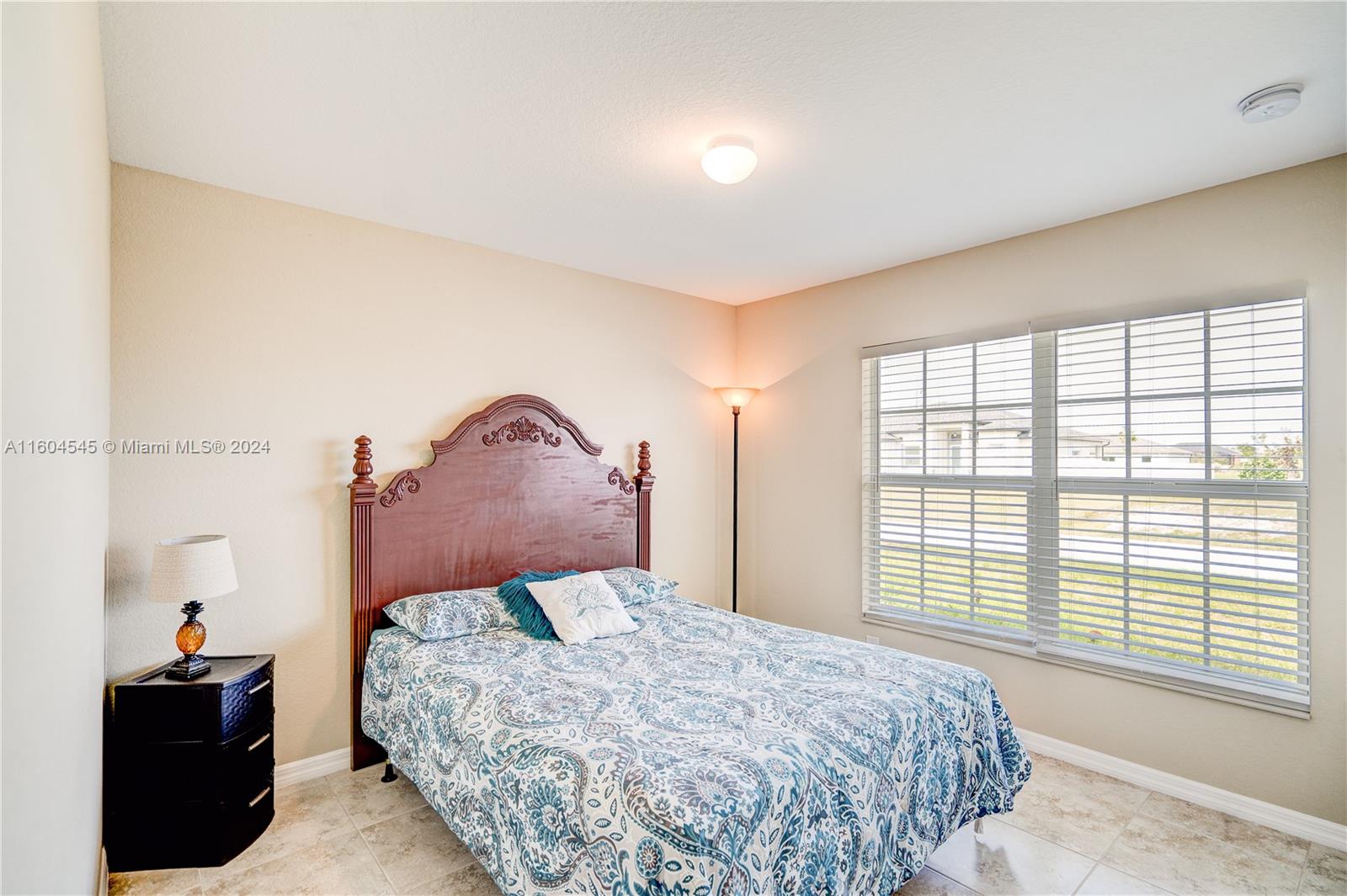 No subdivision - Residential