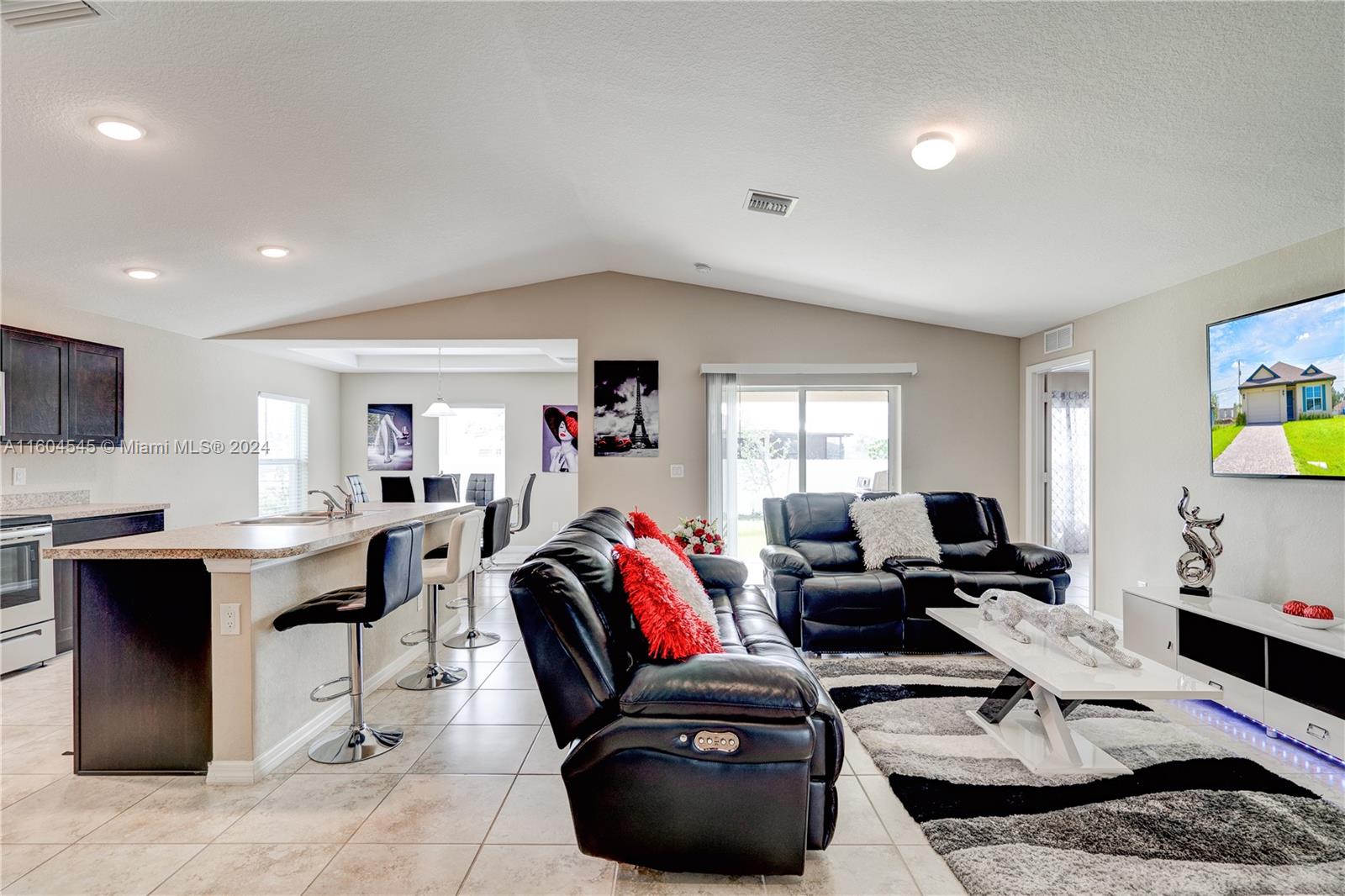 No subdivision - Residential
