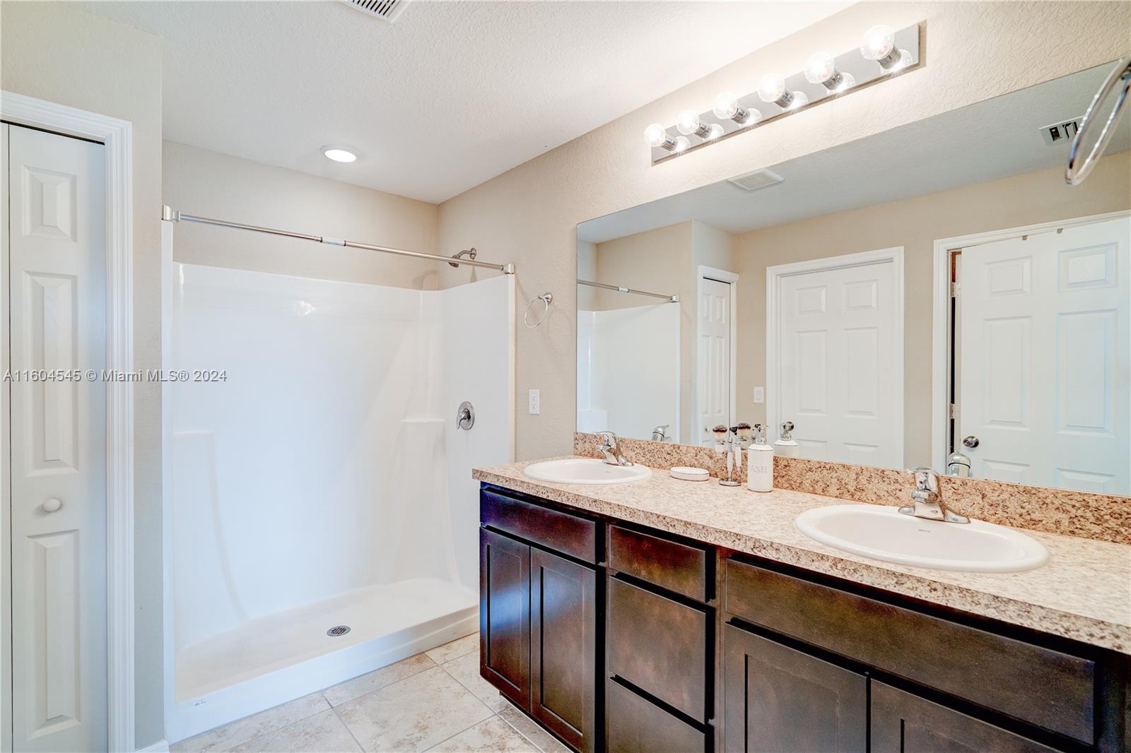No subdivision - Residential