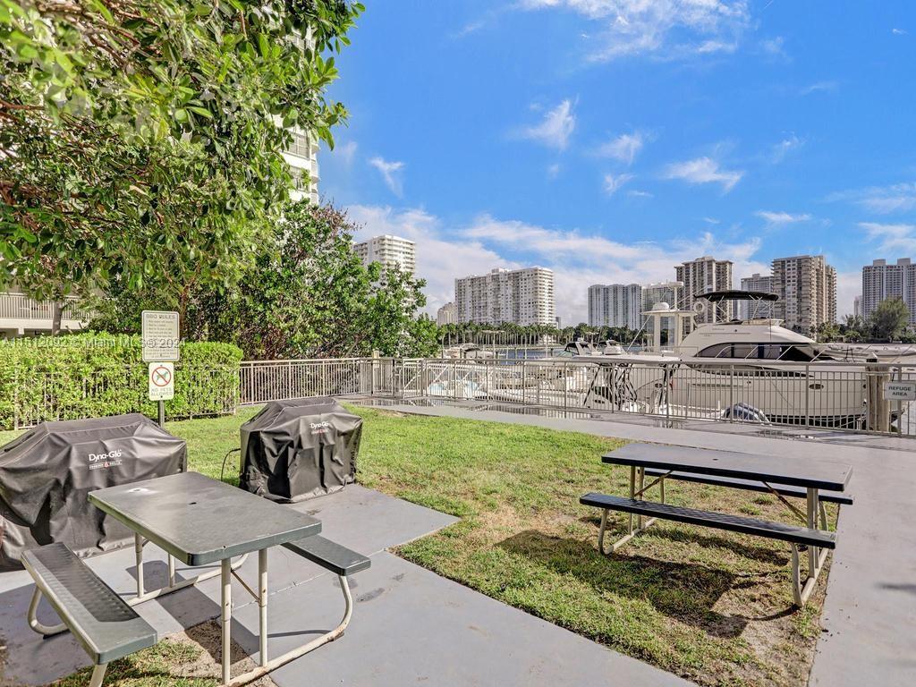 DEL PRADO MARINA - Residential Lease