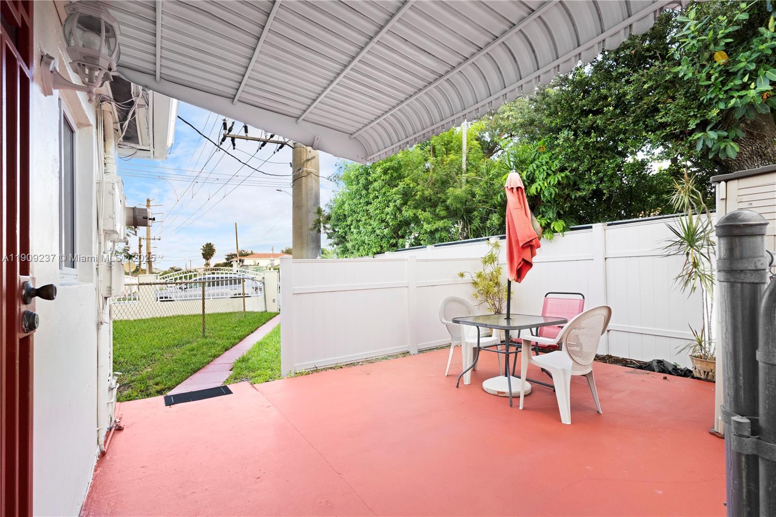 MORRIS MANORS - Residential Lease