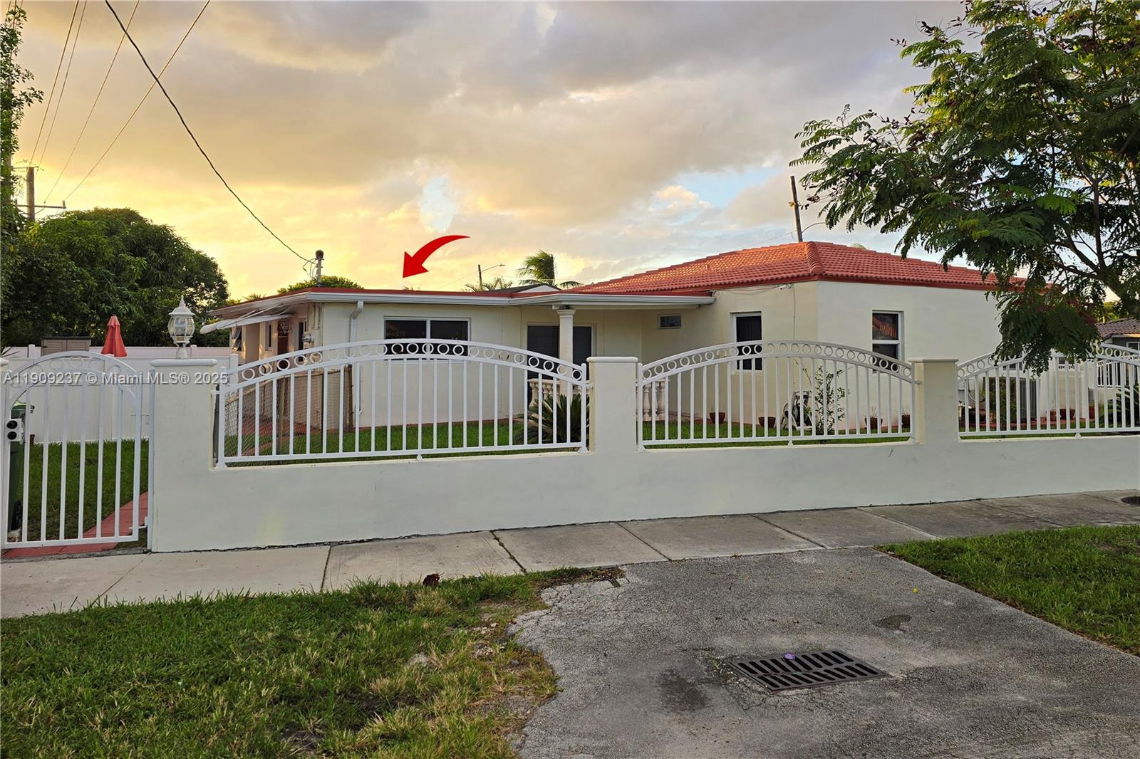 MORRIS MANORS - Residential Lease