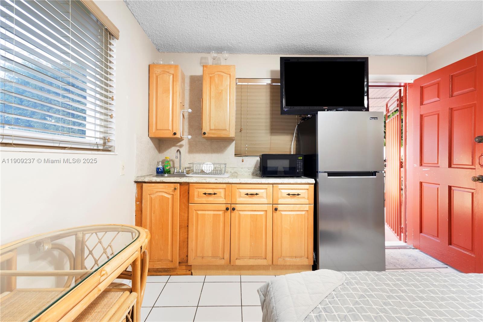 MORRIS MANORS - Residential Lease