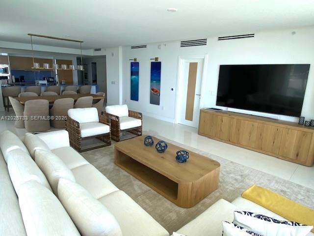 APOGEE BEACH CONDOMINIUM - Residential
