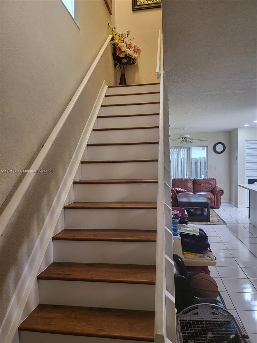 PEMBROKE POINTE - Residential