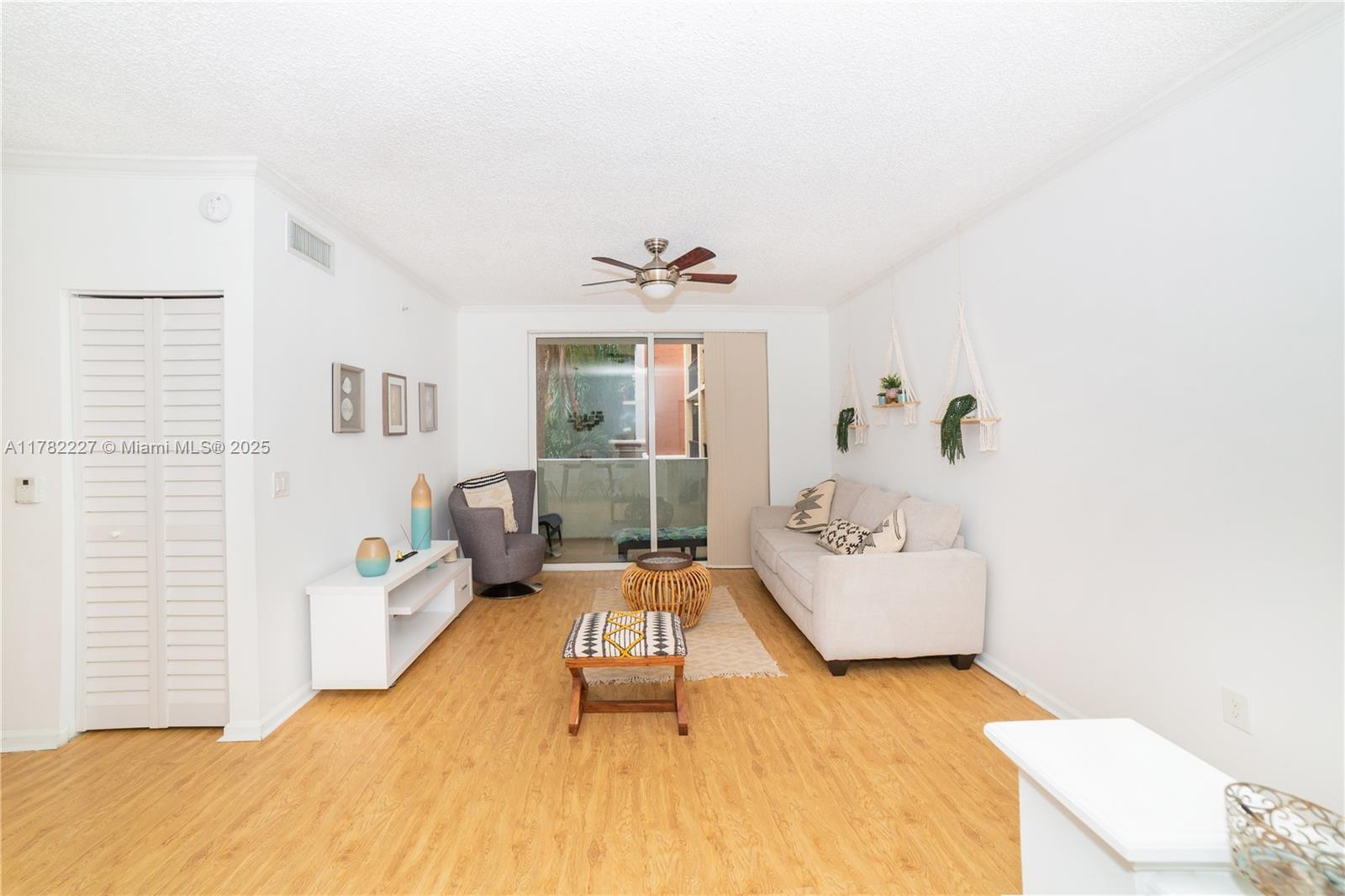 Rental Property at 17150 N Bay Rd 2322, Sunny Isles Beach, Miami-Dade County, Florida - Bedrooms: 1 
Bathrooms: 1  - $2,450 MO.