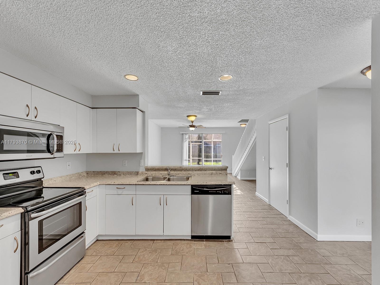 1458 Coronado Rd 4-37
