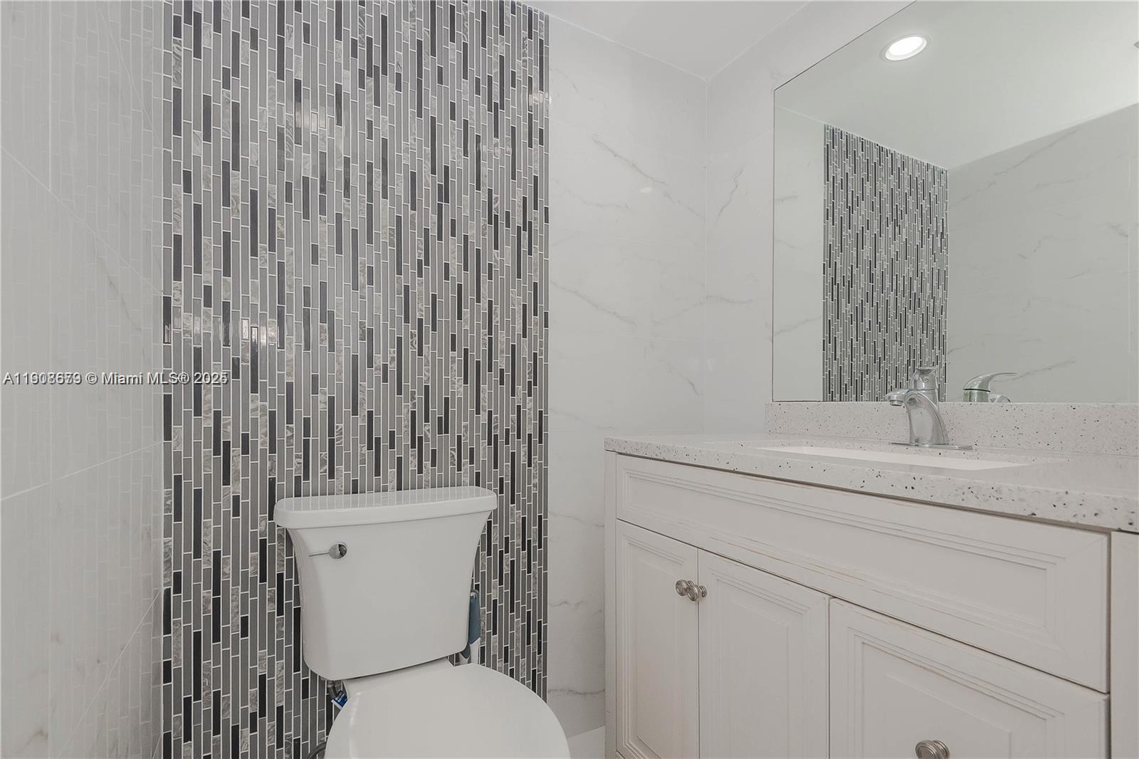 CORONADO CONDO- TOWER II - Residential