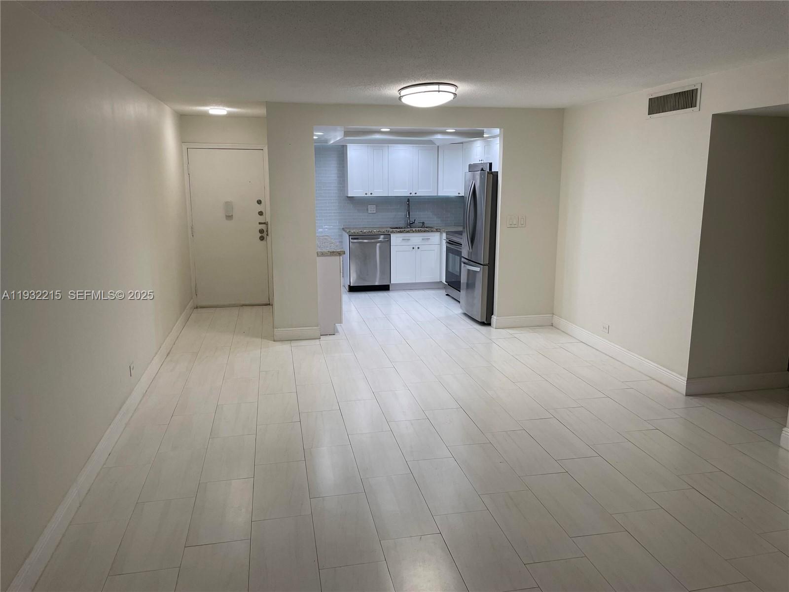 GRANDA DADELAND CONDO - Residential