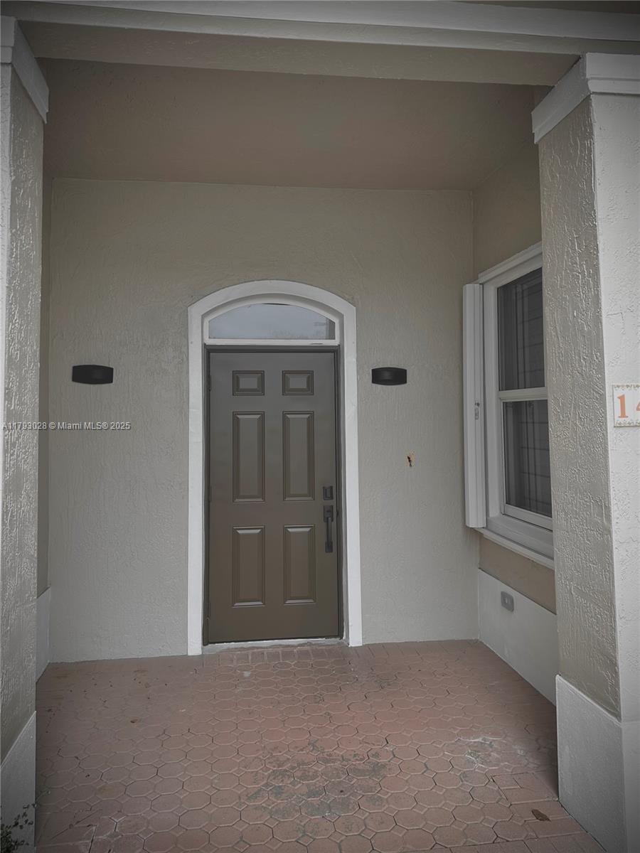 Beautiful home in the desirable neighborhood of The Anchorage in Miami Lakes.
