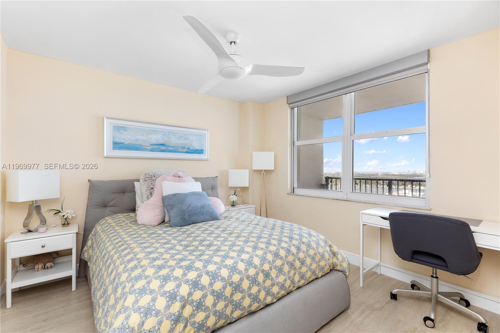 QUADOMAIN TOWER I AND IV - Residential